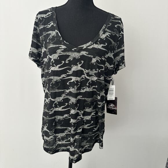 Torrid Size 1 Jurassic World Dinosaur Print V-Neck Pocket T-Shirt Top NEW NWT - Picture 2 of 9